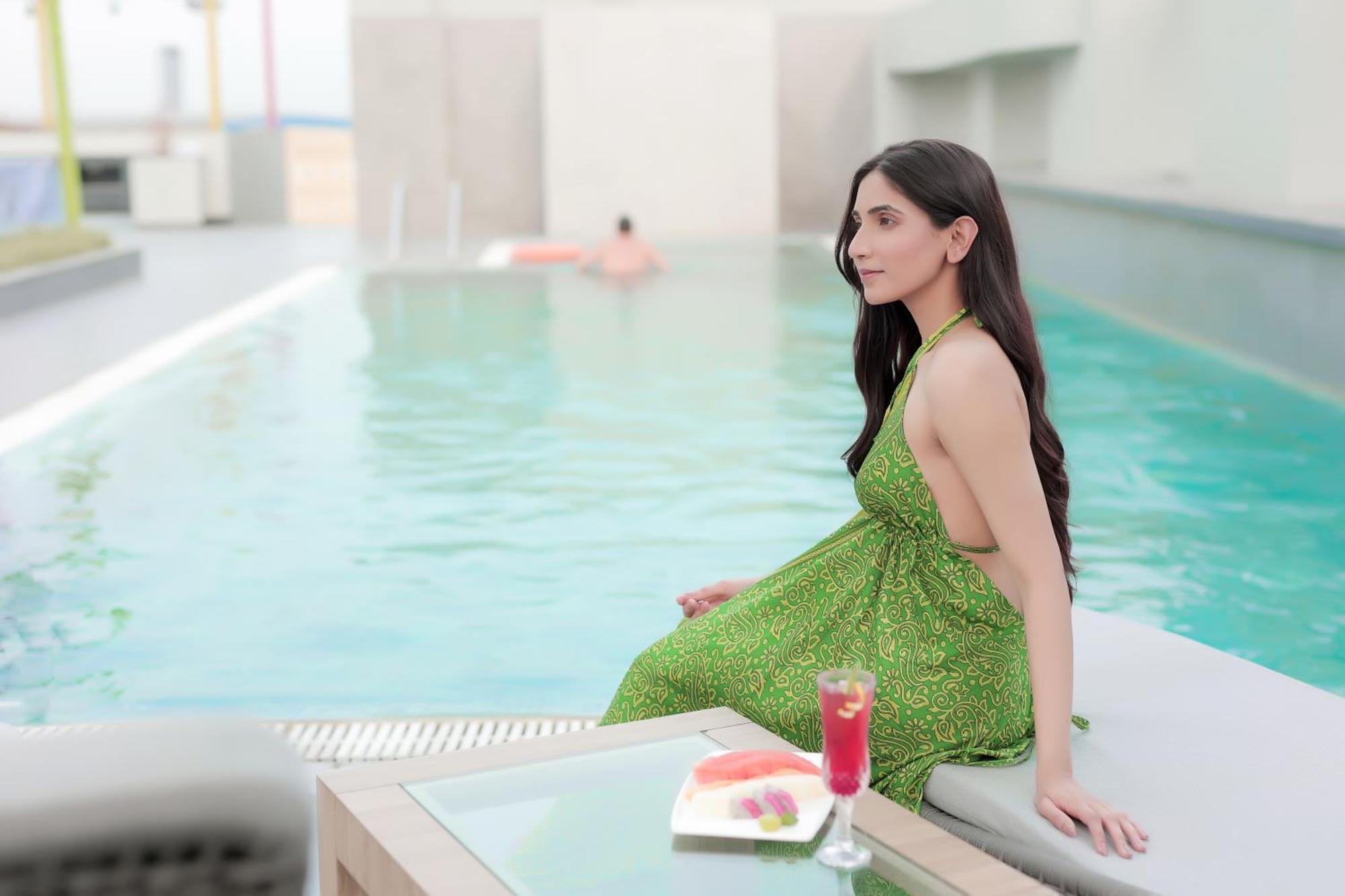 Bravura Gold Resort Мирут Екстериор снимка