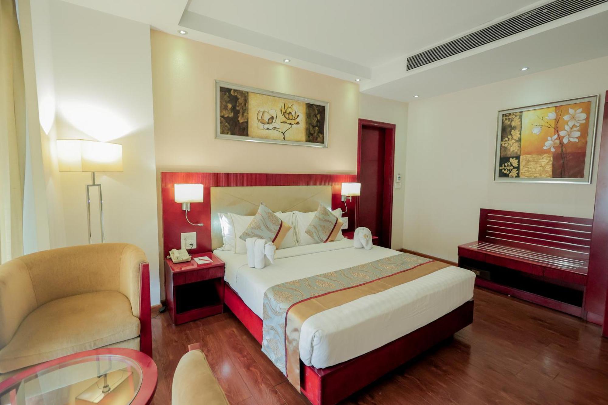 Bravura Gold Resort Мирут Екстериор снимка