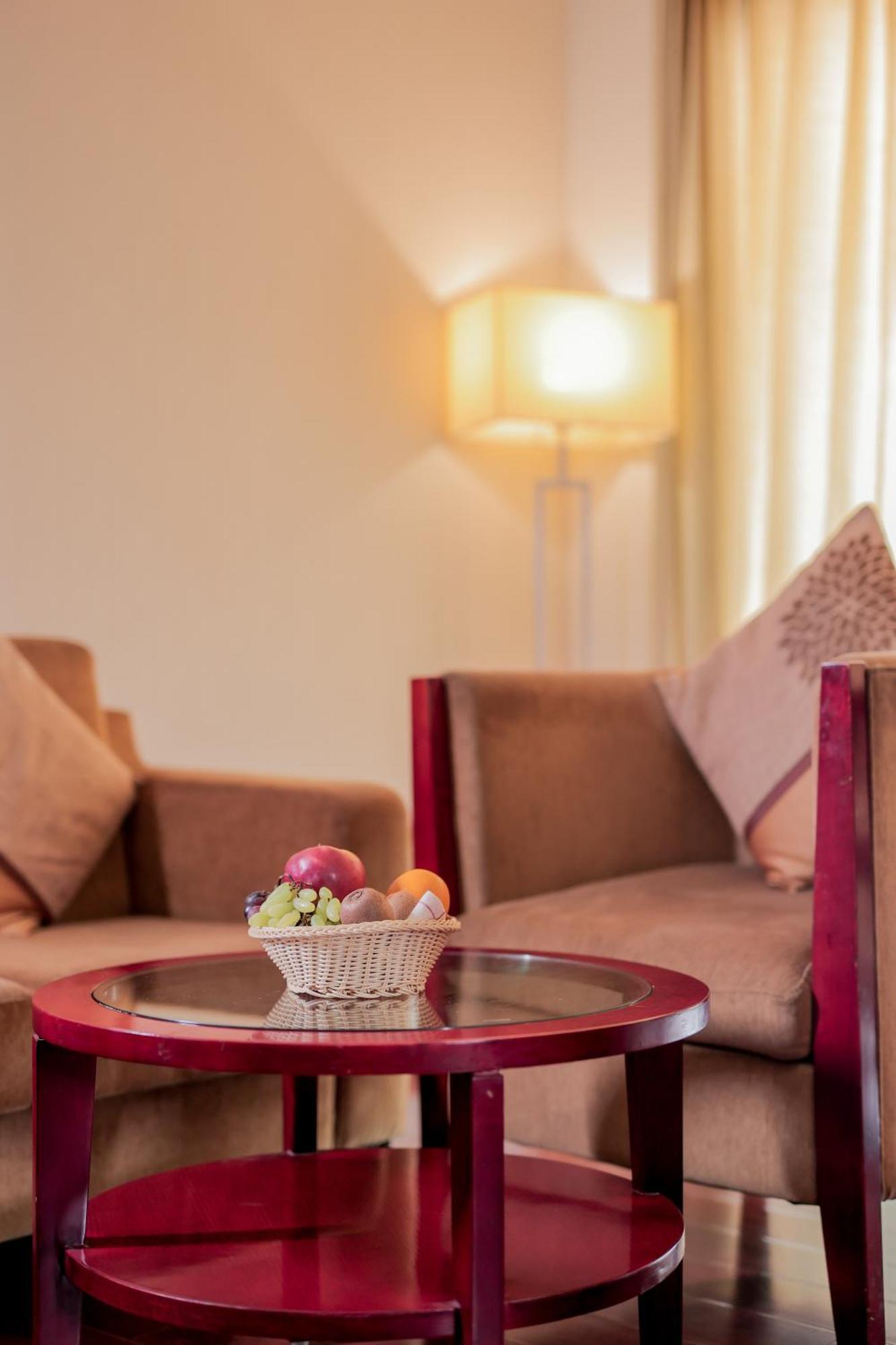 Bravura Gold Resort Мирут Екстериор снимка