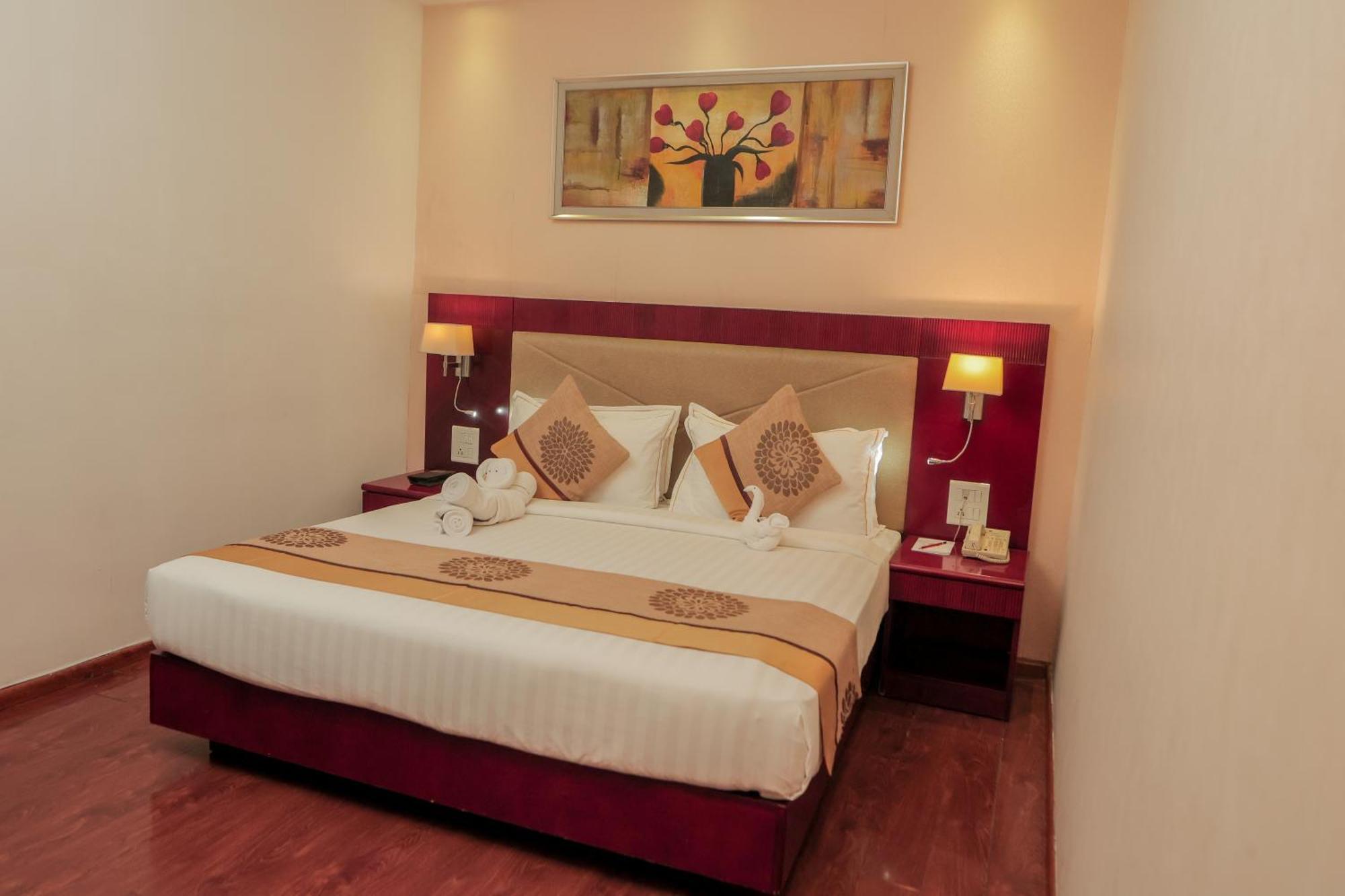 Bravura Gold Resort Мирут Екстериор снимка